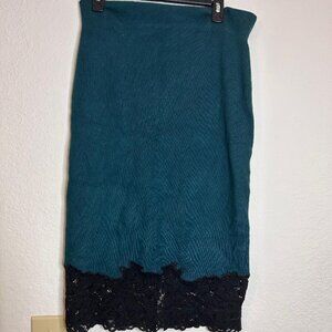 Express Green and Black Knit Ribbed Midi Skirt Size Large with Lace Trim on Bott